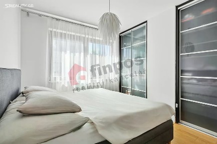 Prodej bytu 3+kk 80 m² K Beranovu, Praha - Dolní Chabry