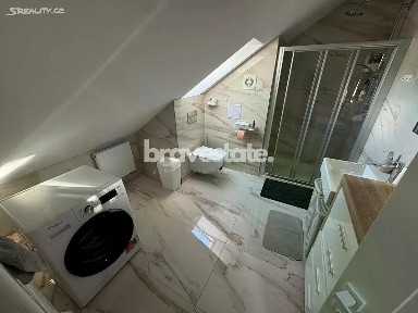 Pronájem bytu 2+kk 82 m² Kamenická, Praha - Holešovice