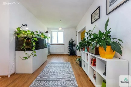 Šestajovice, Praha-východ, Komenského, 12