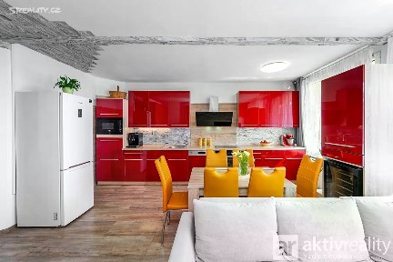 Prodej bytu 3+kk 75 m² Kojetická, Neratovice