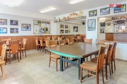 Prodej restaurace 386 m² Nábřeží, Otrokovice