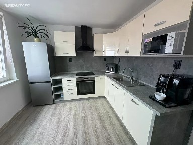 Pronájem bytu 1+1 40 m² Mládežnická, Jirkov