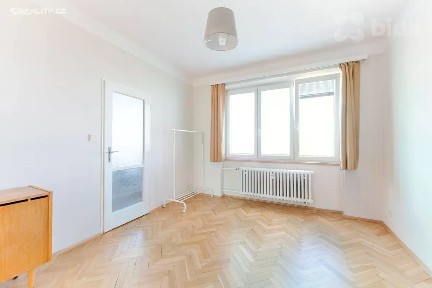 Prodej bytu 2+1 45 m² Na Petřinách, Praha - Veleslavín