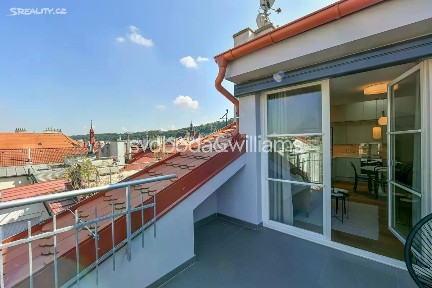 Pronájem bytu 3+kk 76 m² Šaldova, Praha - Karlín