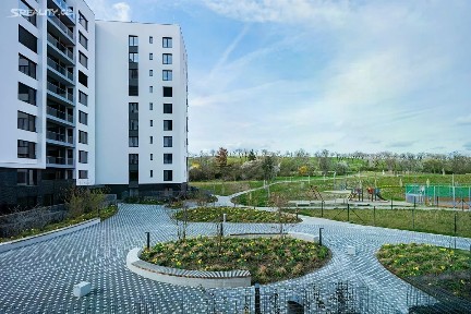 Praha, Praha 9, Hrdlořezy, V Třešňovce