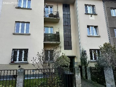 Prodej bytu 1+kk 24 m² Zelinářská, Praha - Braník