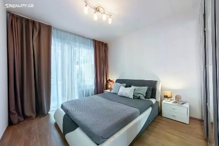 Praha, Praha 5, Zličín, Sazovická