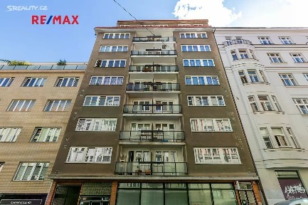 Pronájem bytu 3+1 56 m² Heřmanova, Praha - Holešovice