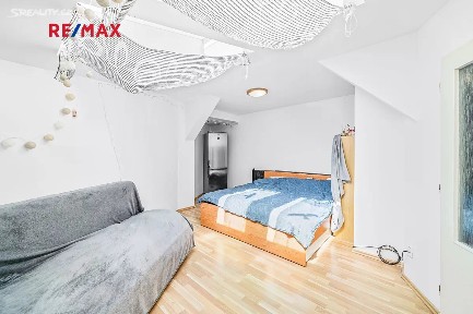 Pronájem bytu 1+kk 37 m² Železniční, Plzeň - Východní Předměstí