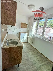 Pronájem bytu 1+1 35 m² Krymská, Karlovy Vary