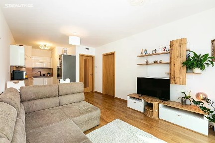 Prodej bytu 2+kk 52 m² U Radosti, Praha - Třebonice