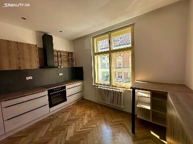 Hradec Králové, Mánesova, 1