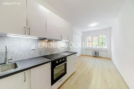 Praha, Praha 7, Holešovice, Komunardů