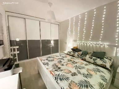 Pronájem bytu 2+kk 51 m² Mezi Vodami, Praha - Modřany