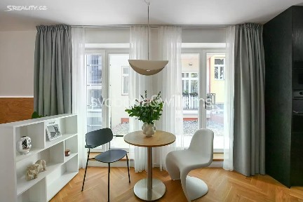 Praha, Praha 2, Vinohrady, Varšavská