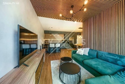 Tuchoměřice, Praha-západ, V Kněžívce