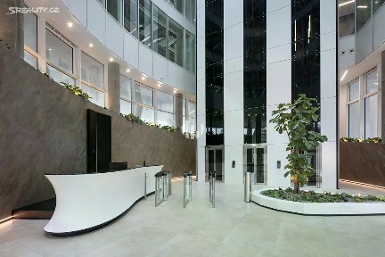Pronájem kanceláře 454 m² Plzeňská, Praha - Smíchov