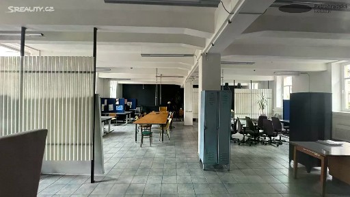Pronájem kanceláře 195 m² Petrohradská, Praha - Vršovice