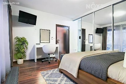 České Budějovice, České Budějovice 6, Rudolfovská tř., 2