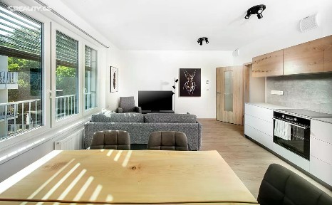 Prodej bytu 2+kk 55 m² Pod Sokolákem, Odolena Voda