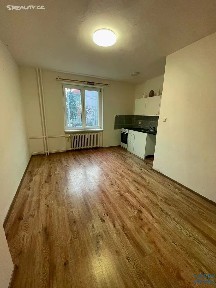 Pronájem bytu 1+kk 21 m² Ervěnická, Jirkov