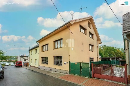 Prodej činžovního domu 600 m² Růžová, Zlín - Louky