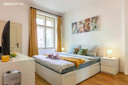 Pronájem bytu 2+kk 60 m² Mánesova, Praha - Vinohrady