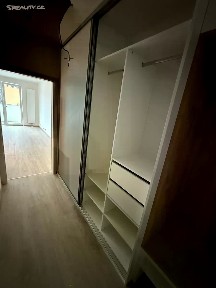 Pronájem bytu 1+kk 36 m² Nad Stráněmi, Zlín