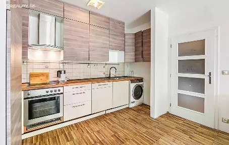 Pronájem bytu 2+kk 82 m² K sadu, Praha - Troja