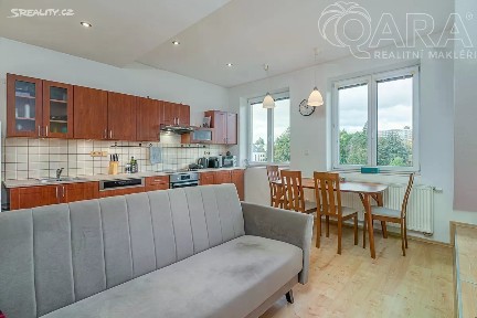 Prodej bytu 3+kk 58 m² Čechova, Olomouc - Neředín