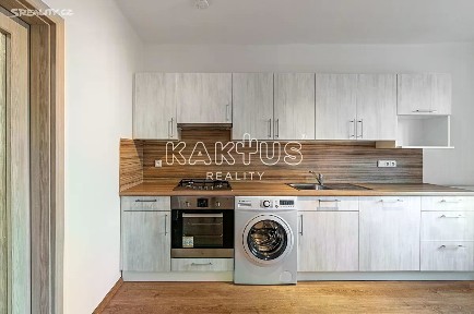 Ostrava, Ostrava-město, Mariánské Hory, Korunní, 14