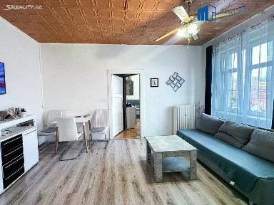 Prodej bytu 2+1 44 m² U Vlastního krbu, Teplice - Trnovany