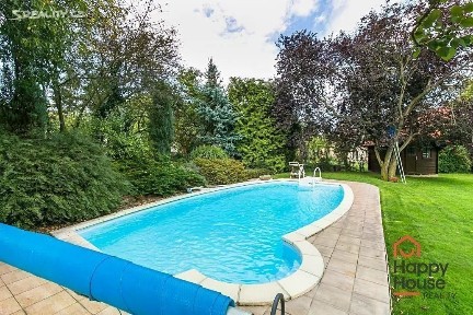 Pronájem rodinného domu 230 m², pozemek 1010 m² Sýkovecká, Praha - Kyje