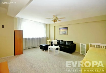 Prodej bytu 1+1 36 m² Masarykova, Roztoky