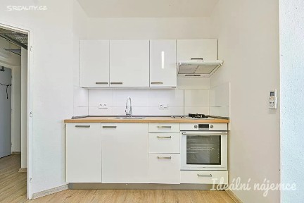 Pronájem bytu 2+kk 40 m² Langrova, Brno - Slatina