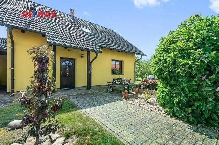 Prodej rodinného domu 122 m², pozemek 1057 m² Černíkovice