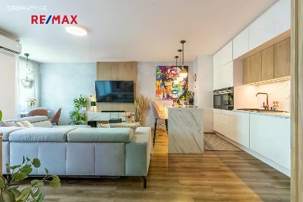 Praha, Praha 10, Uhříněves, Karla Guta, 1