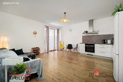 Kladno, Kročehlavy, Jaroslava Holečka