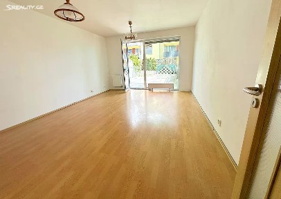 Prodej bytu 2+kk 54 m² Rýnská, Praha - Čakovice