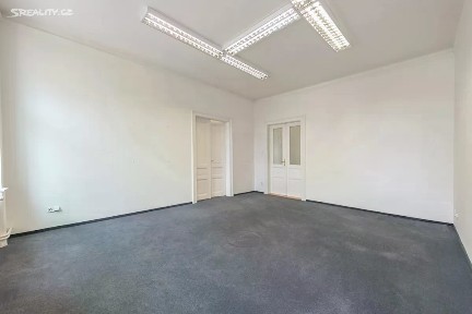 Pronájem kanceláře 110 m² Lazarská, Praha - Nové Město