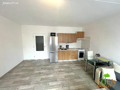 Pronájem bytu 1+kk 30 m² Krašovská, Plzeň - Bolevec