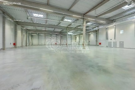 Pronájem skladového prostoru 2398 m² Divišov - Šternov