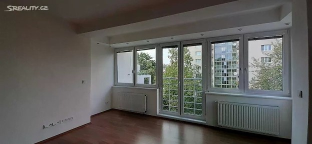 Pronájem bytu 3+kk 91 m² třída Tomáše Bati, Zlín