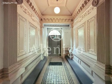 Prodej skladového prostoru 4 m² U Rajské zahrady, Praha - Žižkov