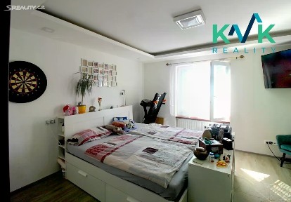 Pronájem bytu 1+1 36 m² Chebská, Karlovy Vary - Dvory