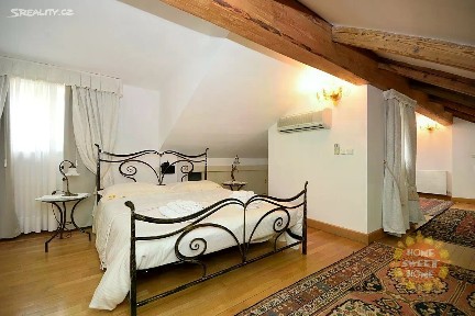 Pronájem bytu 3+kk 128 m² Truhlářská, Praha - Nové Město