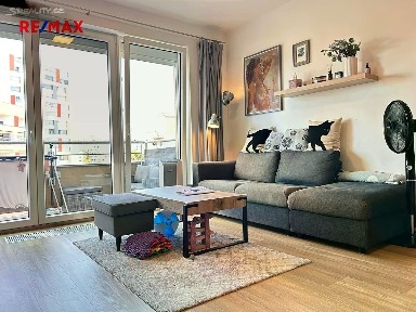 Pronájem bytu 2+kk 52 m² Mantovská, Praha - Horní Měcholupy