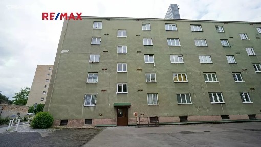 Praha, Praha 10, Strašnice, Nad Primaskou