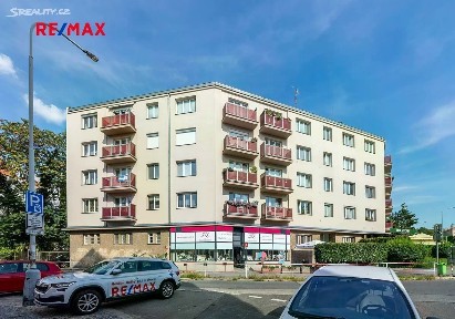 Pronájem bytu 3+1 80 m² Jeremenkova, Praha - Podolí