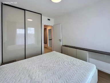 Pronájem bytu 2+kk 50 m² Jandova, Praha - Vysočany